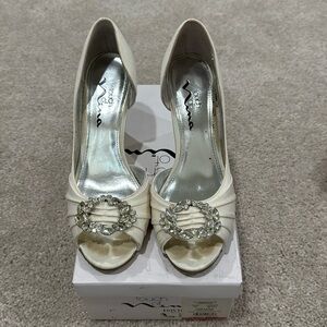 Wedding shoes, worn once, ivory